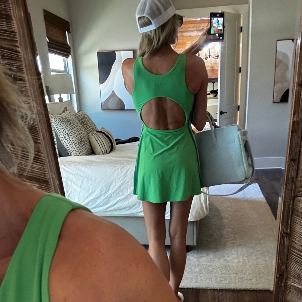 JoyLab Vibrant Green Mini Dress - Picture 2 of 6